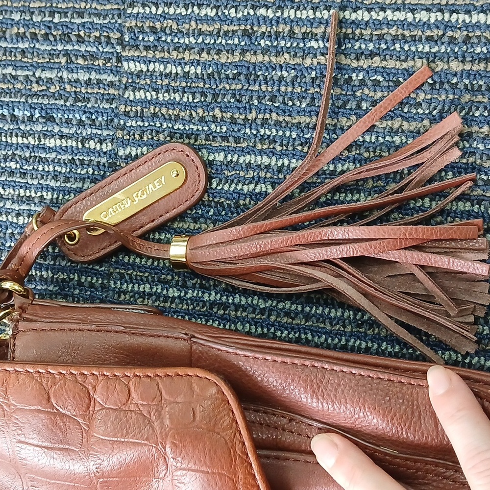 Cynthia Rowley Beautiful tan leather Purse/ laptop bag - Picture 5 of 10